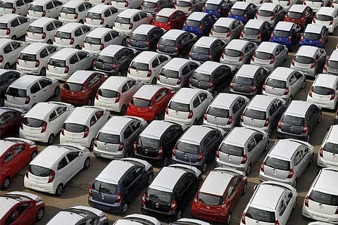 Weaning-off degrowth: FADA hopes to see auto retail sales growth in Oct