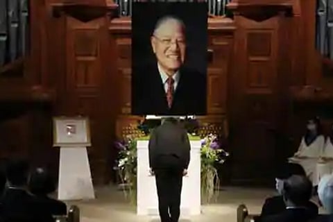 In shadow of China war games, Taiwan bids farewell to 'Mr Democracy'