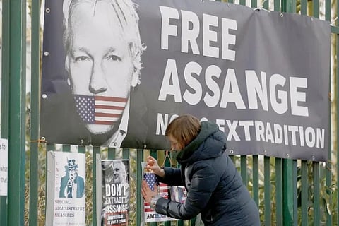 Assange lawyer says she saw Trump ally offer to arrange pardon