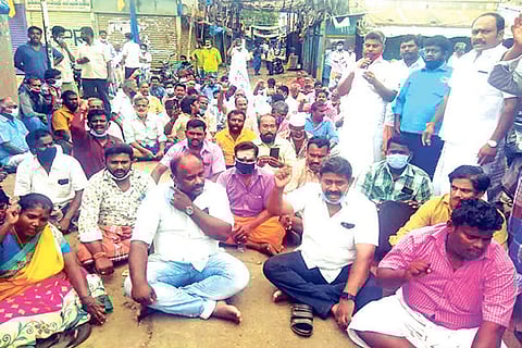 Collector orders probe into frequent fire incidents in Tiruchy Gandhi Market