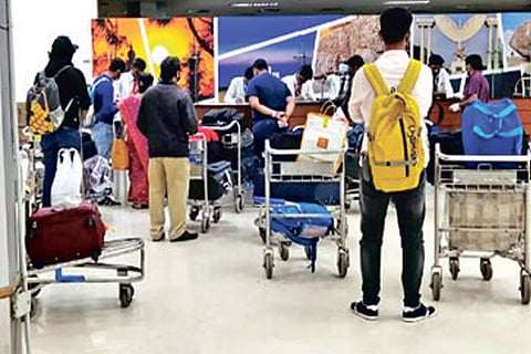 Chaos at city airport after e-pass counters shut down