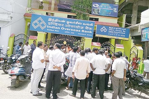 IOB manager in TN who said 'Hindi must for loan', transferred