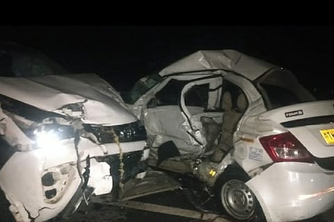 Cars collide in ECR, two die