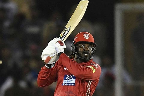 Big-hitting Gayle becomes first to hit 350 sixes in IPL