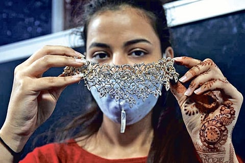 Gems, jewellery exports drop 25.71 per cent in FY21: Council