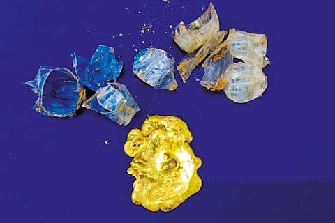 Gold worth Rs 33.4 lakh seized at city airport