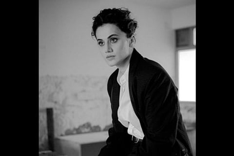 Taapsee Pannu shuts up troll over derogatory remark against her