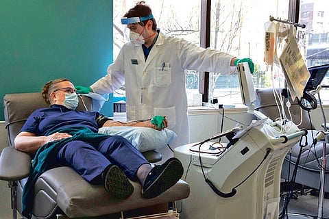 Undoing of the COVID-19 plasma boom