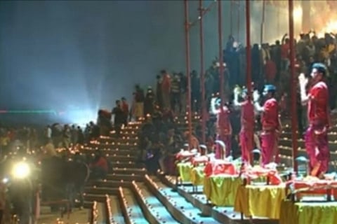Varanasi lights up during Ganga Aarti (Source: IANS)