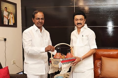 Telangana CM K Chandrashekar Rao met CM MK Stalin at the latter's residence in Chennai (File)