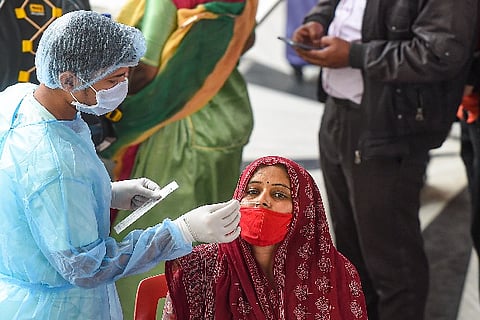 Covid-19 testing in Mumbai (Image Courtesy: Reuters)