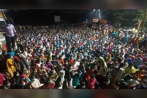 File photo of over 1,000 women employees protest on Chennai-Bengaluru Highway