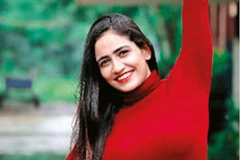 Actress Komal Sharma