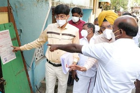 Ma Subramanian inspecting Containment zone in Ashok Nagar
