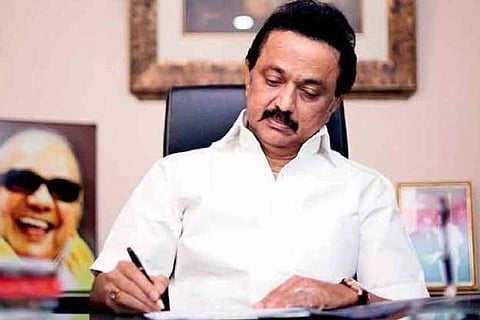 Rajiv Gandhi assassination case: MK Stalin lambasts at CM Palaniswami for his "undecorous politics"