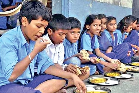 Govt extends noon-meal scheme to Saturdays as schools run for 6 days