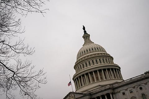 Senate decides to allow witnesses in Trump impeachment, extending trial