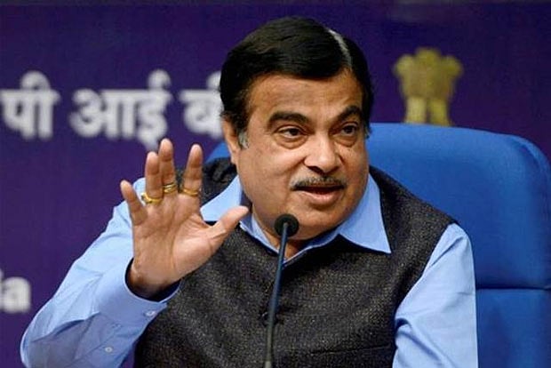 Gadkari hails CM Palaniswami, says going electric best fuel solution