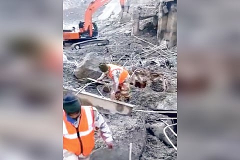 DeTect: U’khand rescue shared as army clean-up at border