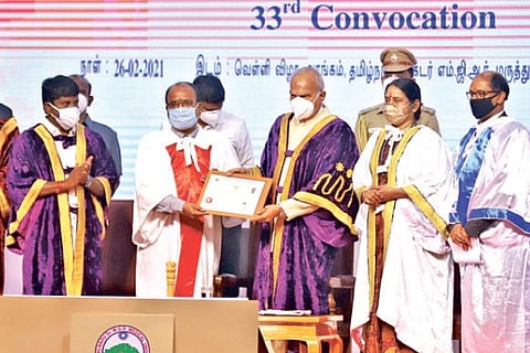 Governor Banwarilal Purohit conferring the degrees at 33rd convocation of  Dr MGR Medical University