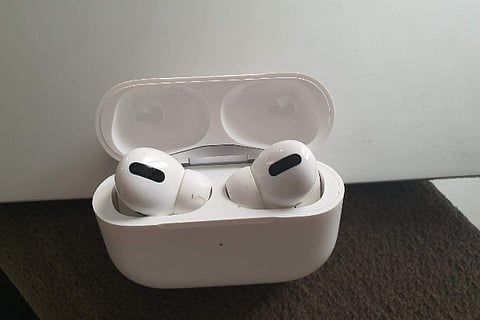 Apple patents iPhone cases that can charge AirPods