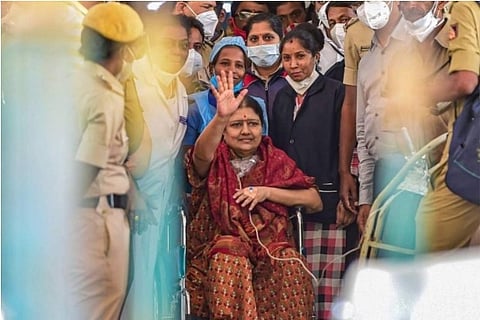 Sasikala released from prison, next COVID test on Jan 30