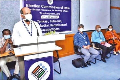 Tiruchy Collector S Sivarasu inaugurating the special camp for ROs in Tiruchy on Wednesday.