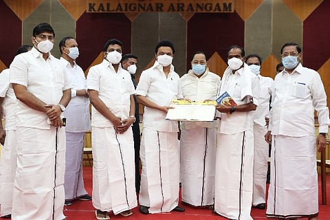 Image Courtesy: Twitter - @arivalayam