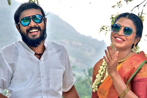 A still from Konjam Pesu