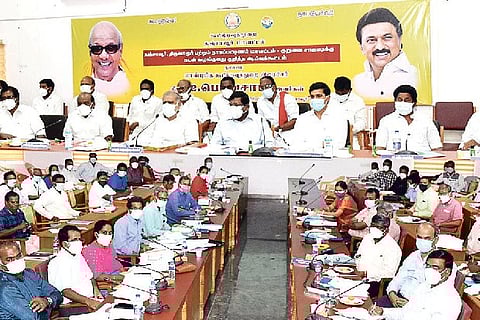 Minister for Cooperation I Periyasamy conducting a review meeting in Thanjavur on Tuesday