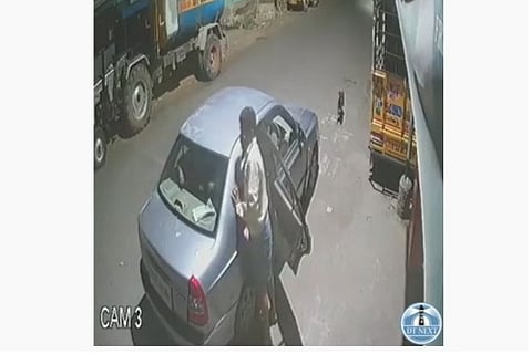 WATCH: Trio use a sedan to steal chicken from shop in Chennai