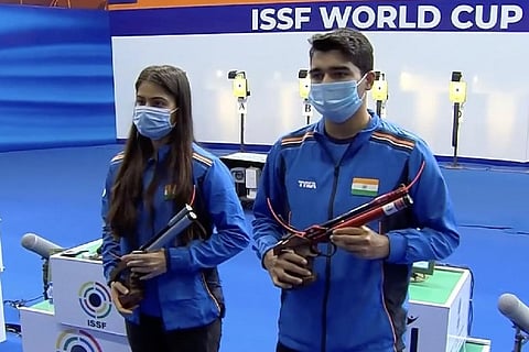 Manu Bhaker and Saurabh Chaudhary (Image: Youtube screengrab)