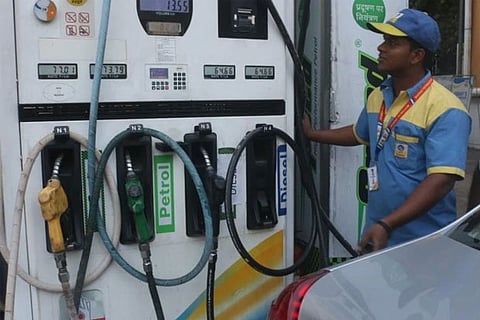 Petrol, diesel prices remain unchanged on Monday