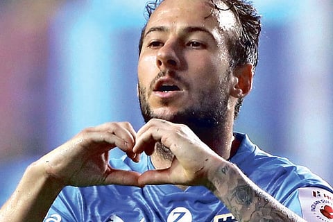 Le Fondre wants Mumbai to stick to its principles