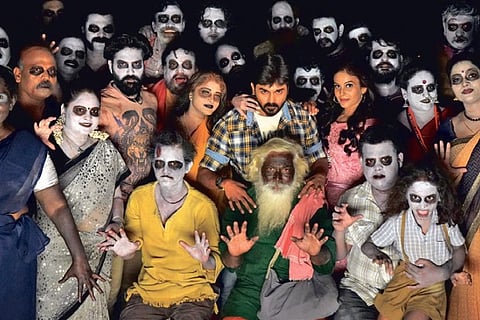 A still from Mayathirai.