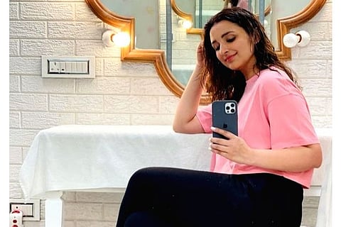 Parineeti reveals what she does when left 'alone in van'