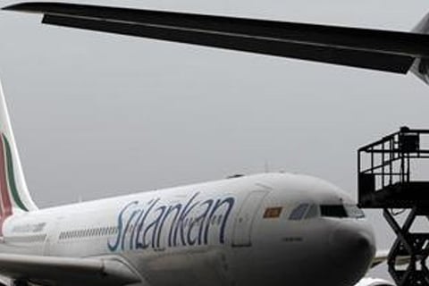 Sri Lanka to halt all passenger arrivals