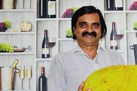 Source: Facebook/Saapattu Raman