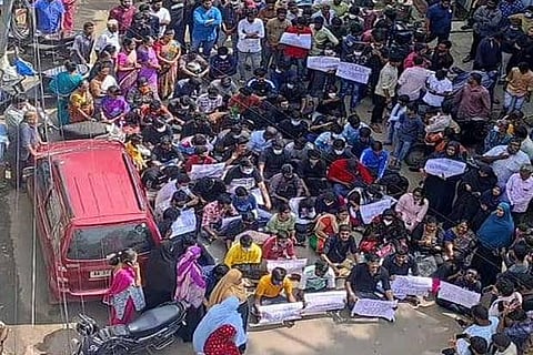 People protesting sexual harassment. Image courtesy: Daily Thanthi