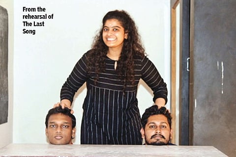 A picture from the rehearsal of 'The Last Song'