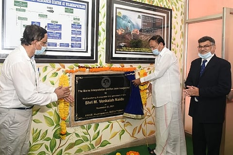The Vice President inaugurates the FRCCE in Visakhapatnam (Image source: Twitter/@VPSecretariat)