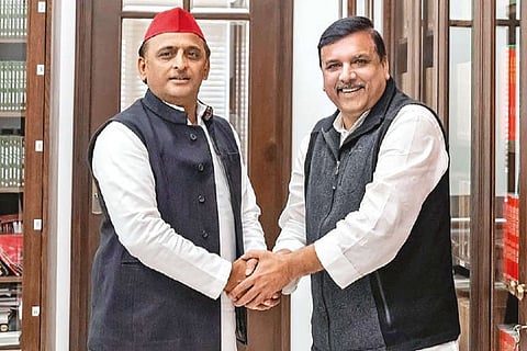SP chief Akhilesh Yadav meets AAP leader Sanjay Singh