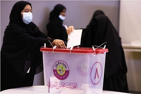 Voters cast vote in Qatar's first Legislative election (Source: Reuters)