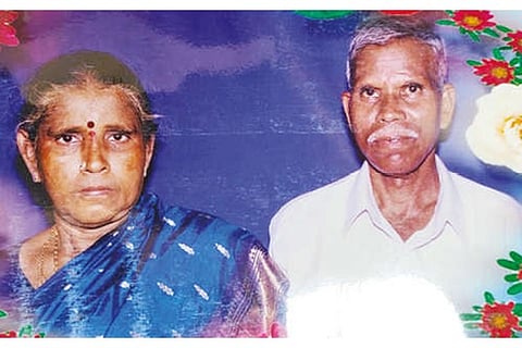 Picture of the Elderly couple: Janakiraman (84) and his wife Mariammal (74) from Cholapuram