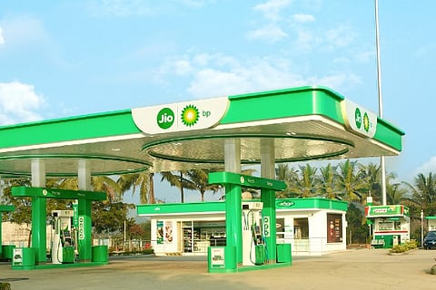Jio-bp fuelling station (Source: bp.com)