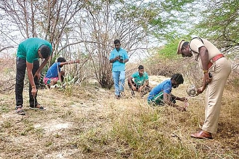 Police teams combing the encounter site at Kovalam seashore in Thoothukudi on Thursday