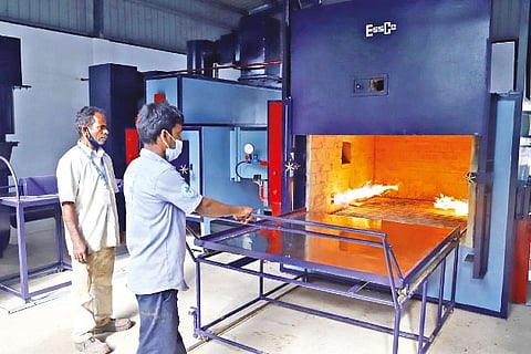 The crematorium has 2 furnaces and a prayer hall