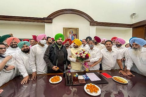 Sidhu and Channi during swearing in ceremony