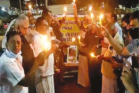 Chromepet Residents Welfare Association organised a candlelight vigil for the murdered Swetha
