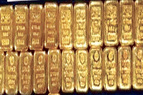 864 gms of gold ingot worth Rs 40 lakh seized at Chennai airport
